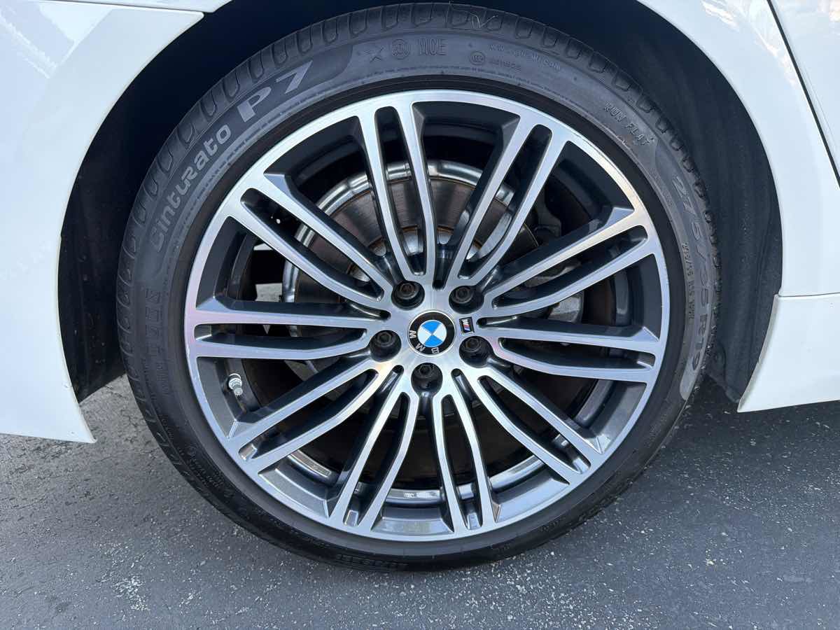 Used 2018 BMW 530i w/ M Sport Package RWD image 35