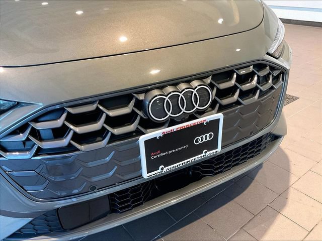 Used 2025 Audi A5 2.0T Premium Plus AWD/4WD image 32