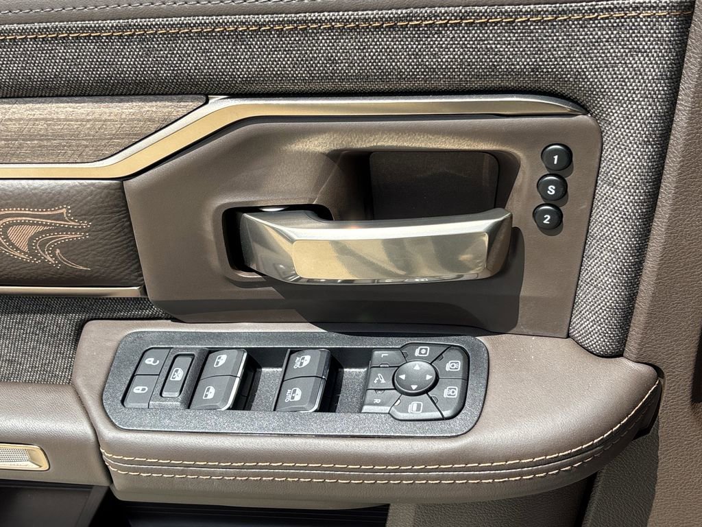 New 2026 RAM 2500 Limited AWD/4WD image 27