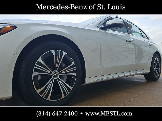 New 2026 Mercedes-Benz E 350 4MATIC Sedan image 6