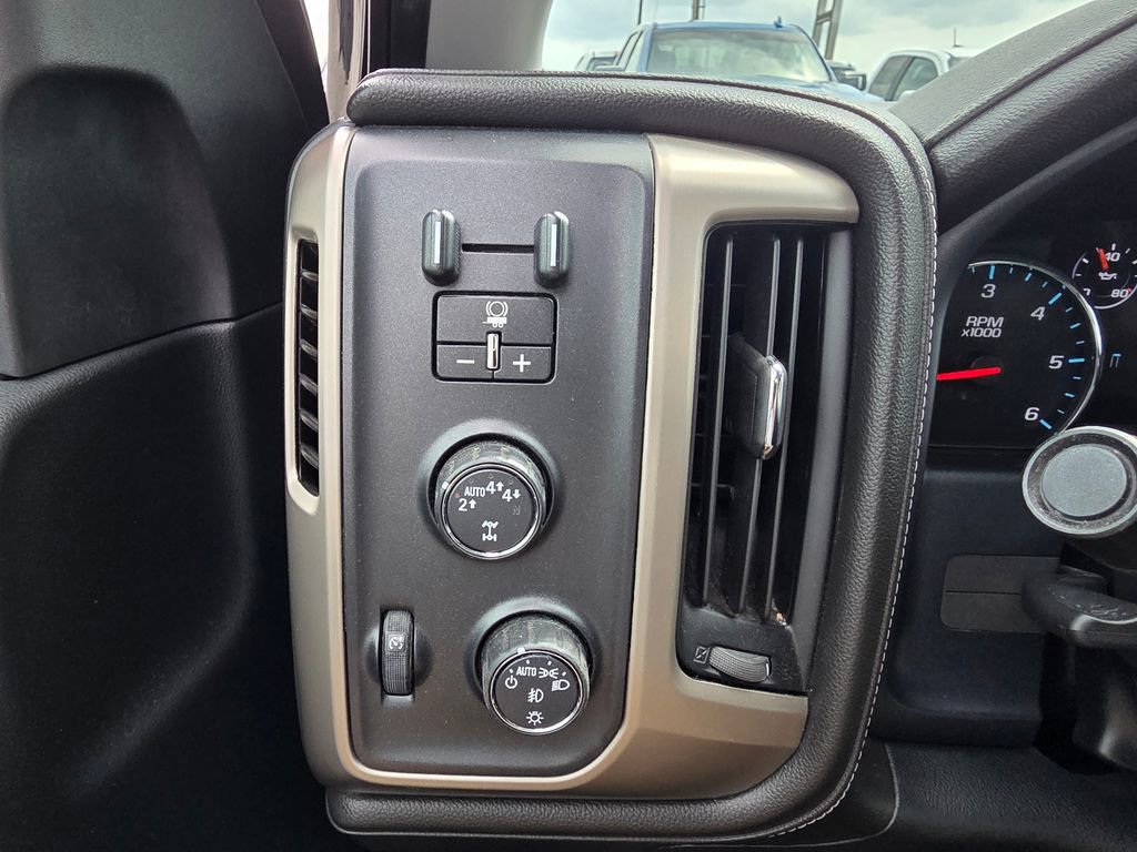 Used 2017 GMC Sierra 1500 Denali w/ Denali Ultimate Package image 12