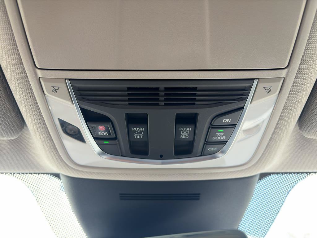 Certified 2026 Acura MDX w/ Technology Package FWD image 17