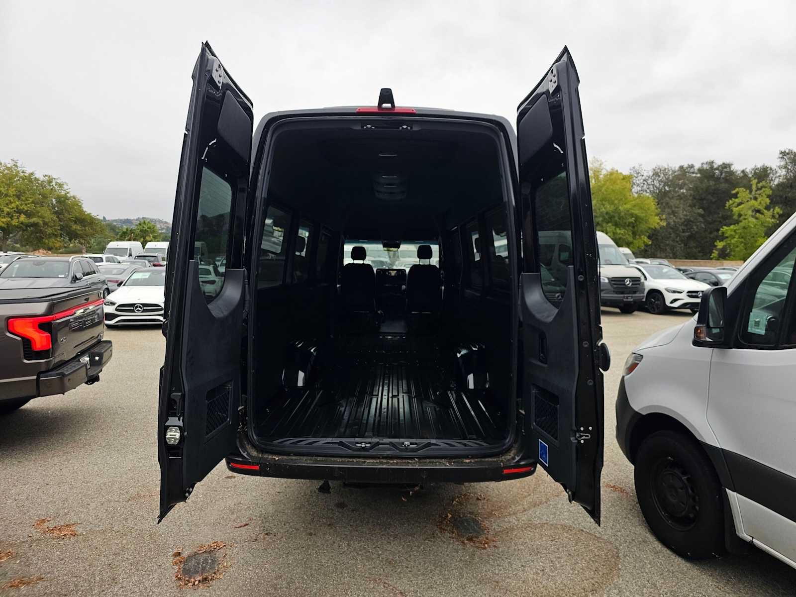Used 2024 Mercedes-Benz Sprinter 3500 image 14