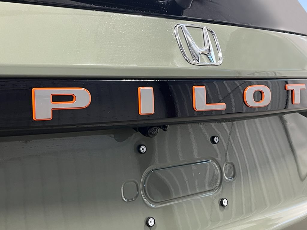 New 2026 Honda Pilot TrailSport image 6