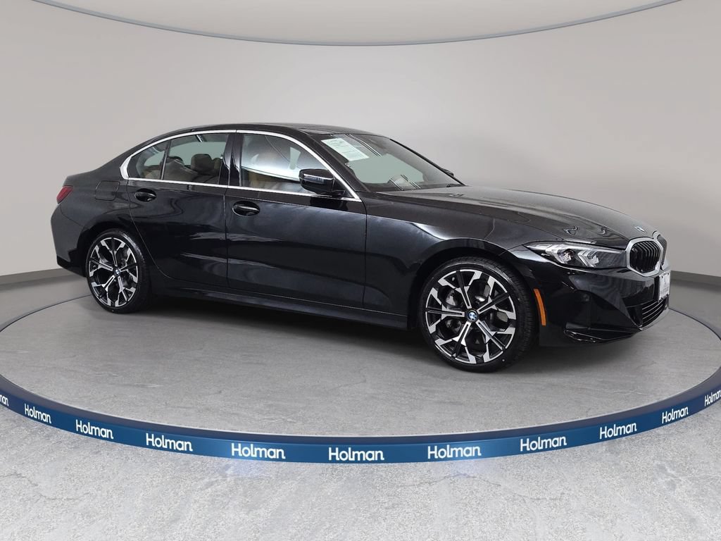 Used 2026 BMW 330i xDrive Sedan w/ Premium Package AWD/4WD image 4