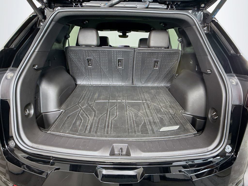 Used 2025 Chevrolet Blazer RS w/ Driver Confidence II Package image 29