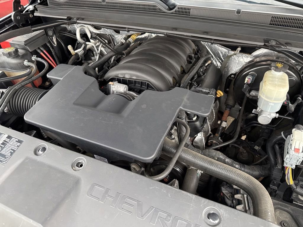 Used 2018 Chevrolet Suburban Premier AWD/4WD image 55