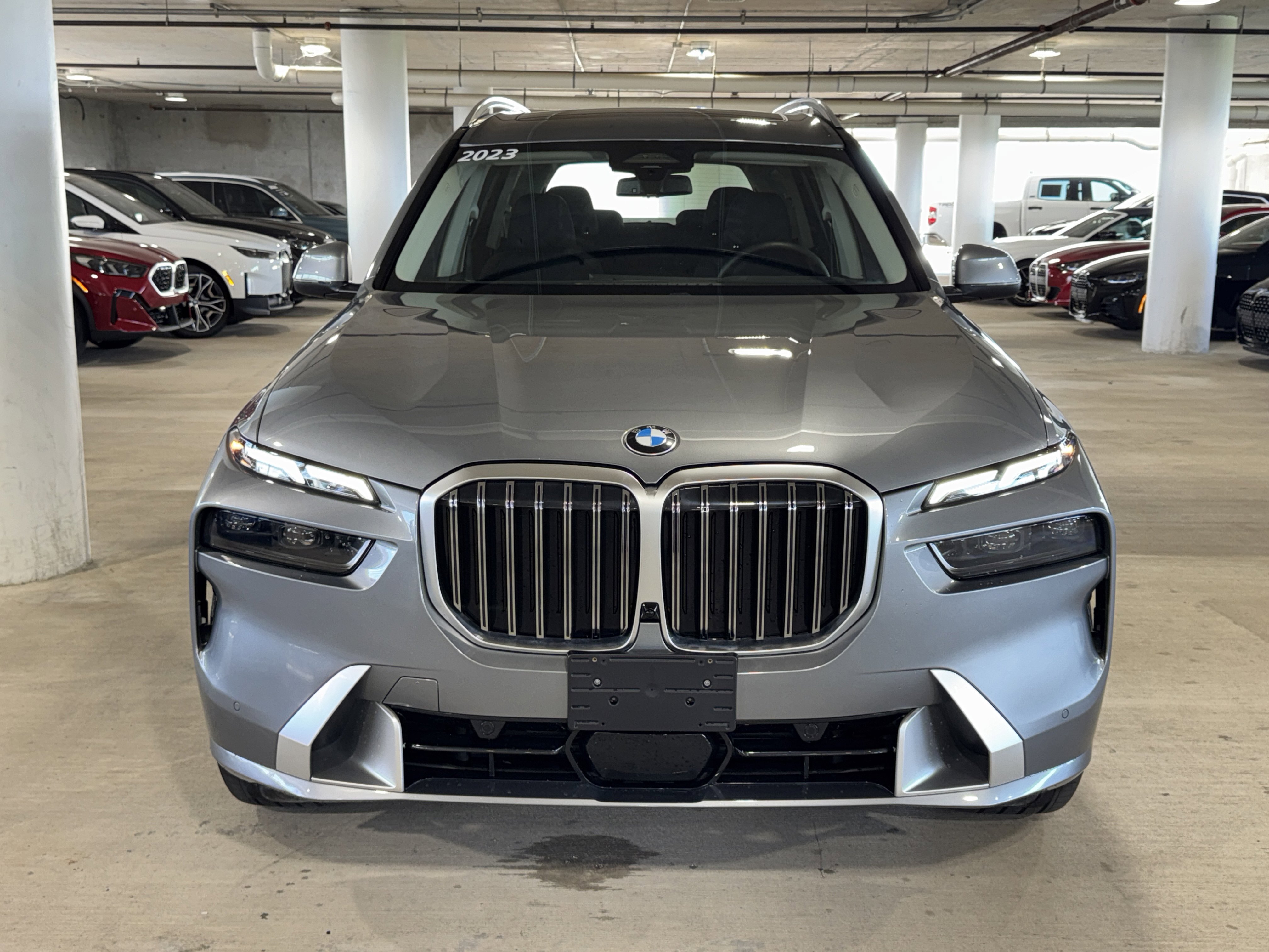 Used 2023 BMW X7 xDrive40i w/ Premium Package image 3