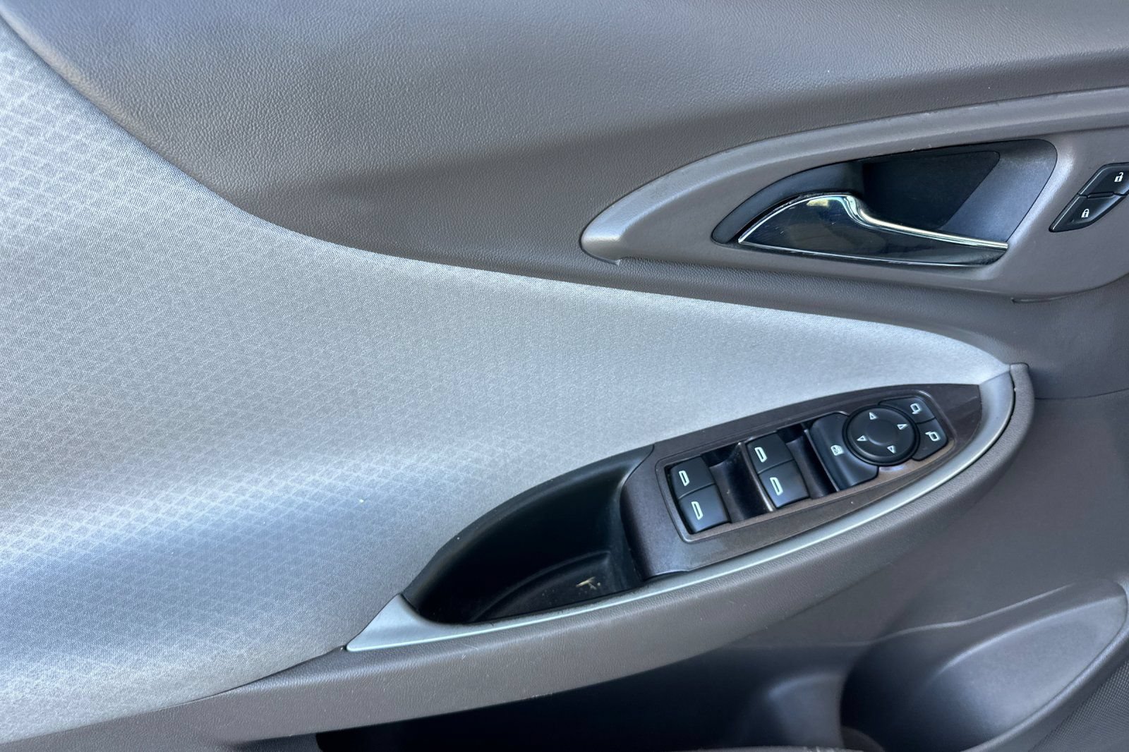 Used 2019 Chevrolet Malibu LS FWD image 11