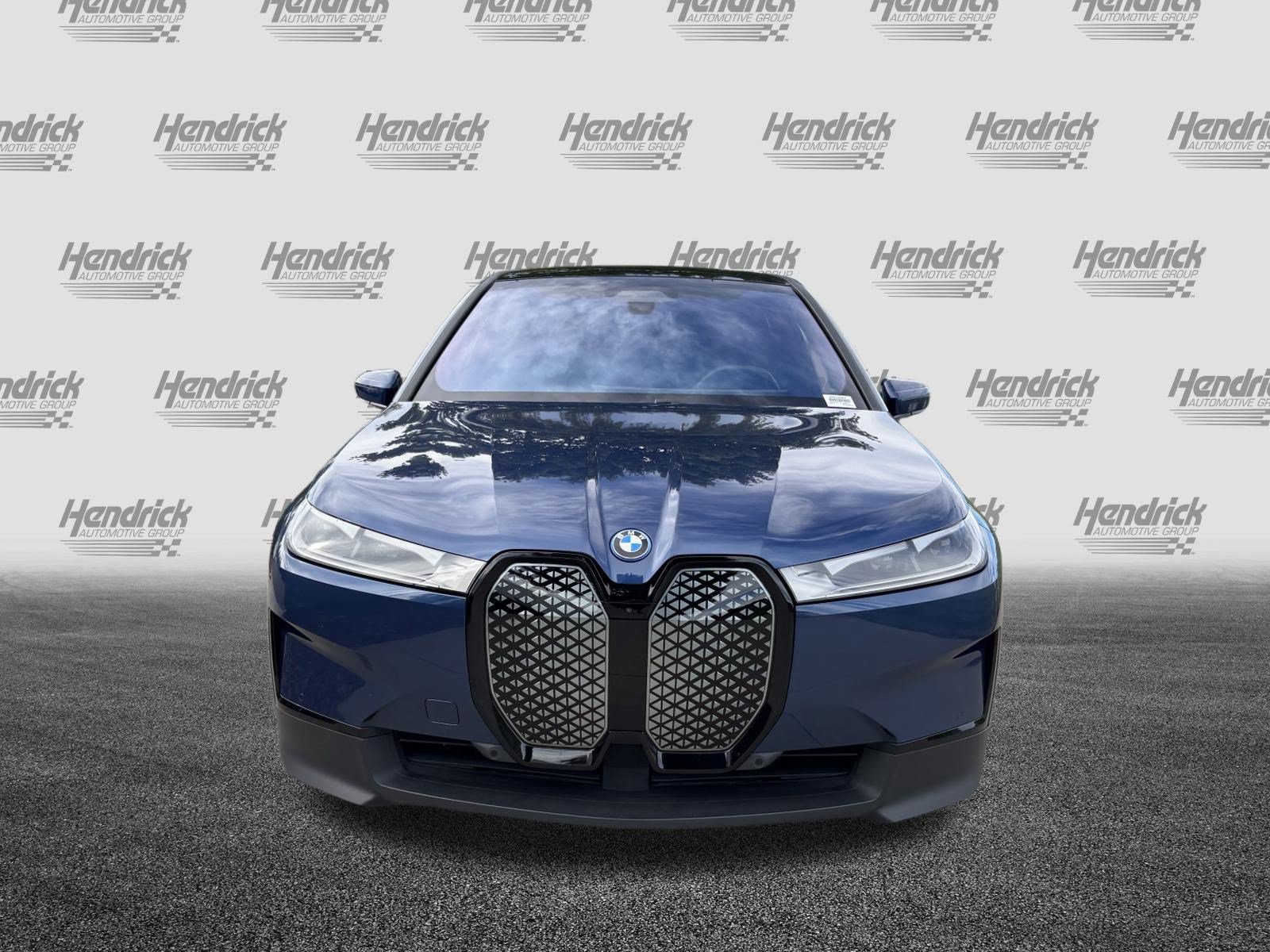 Certified 2024 BMW iX xDrive50 AWD/4WD image 3