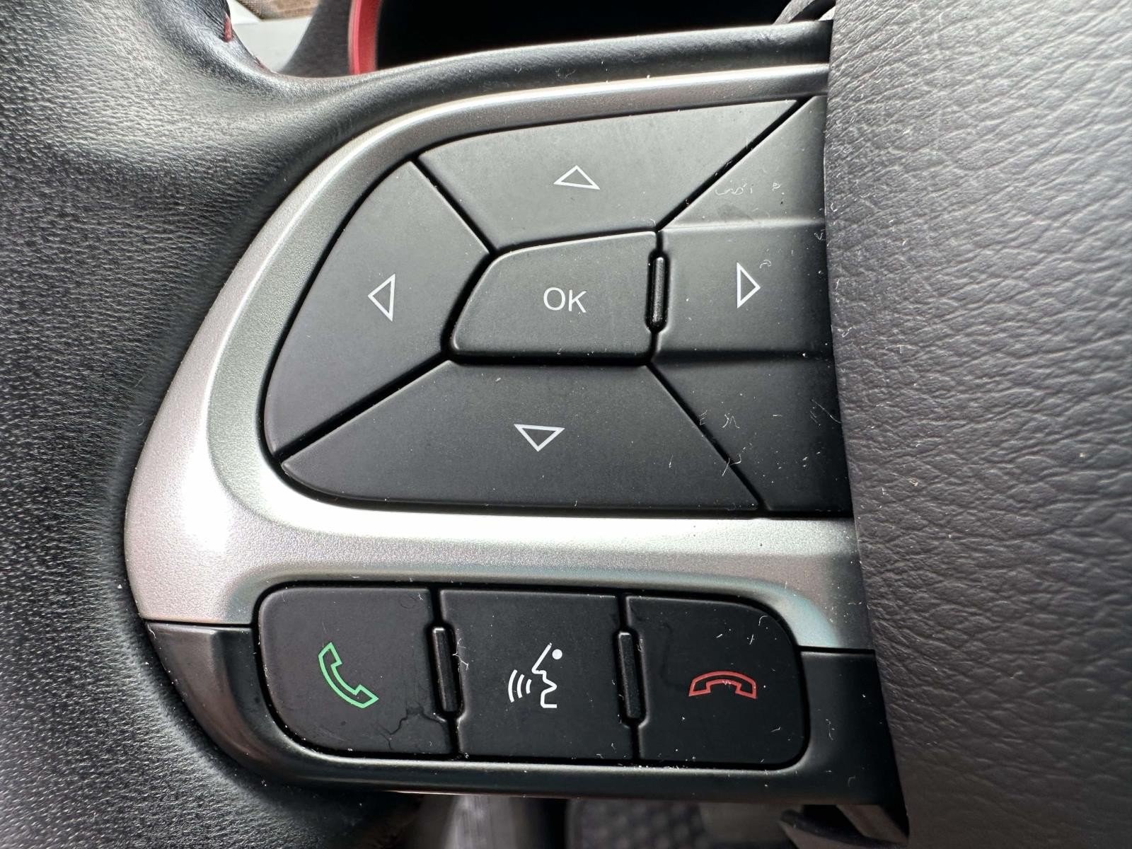 Certified 2018 Jeep Compass Trailhawk w/ Leather Interior Group AWD/4WD image 36
