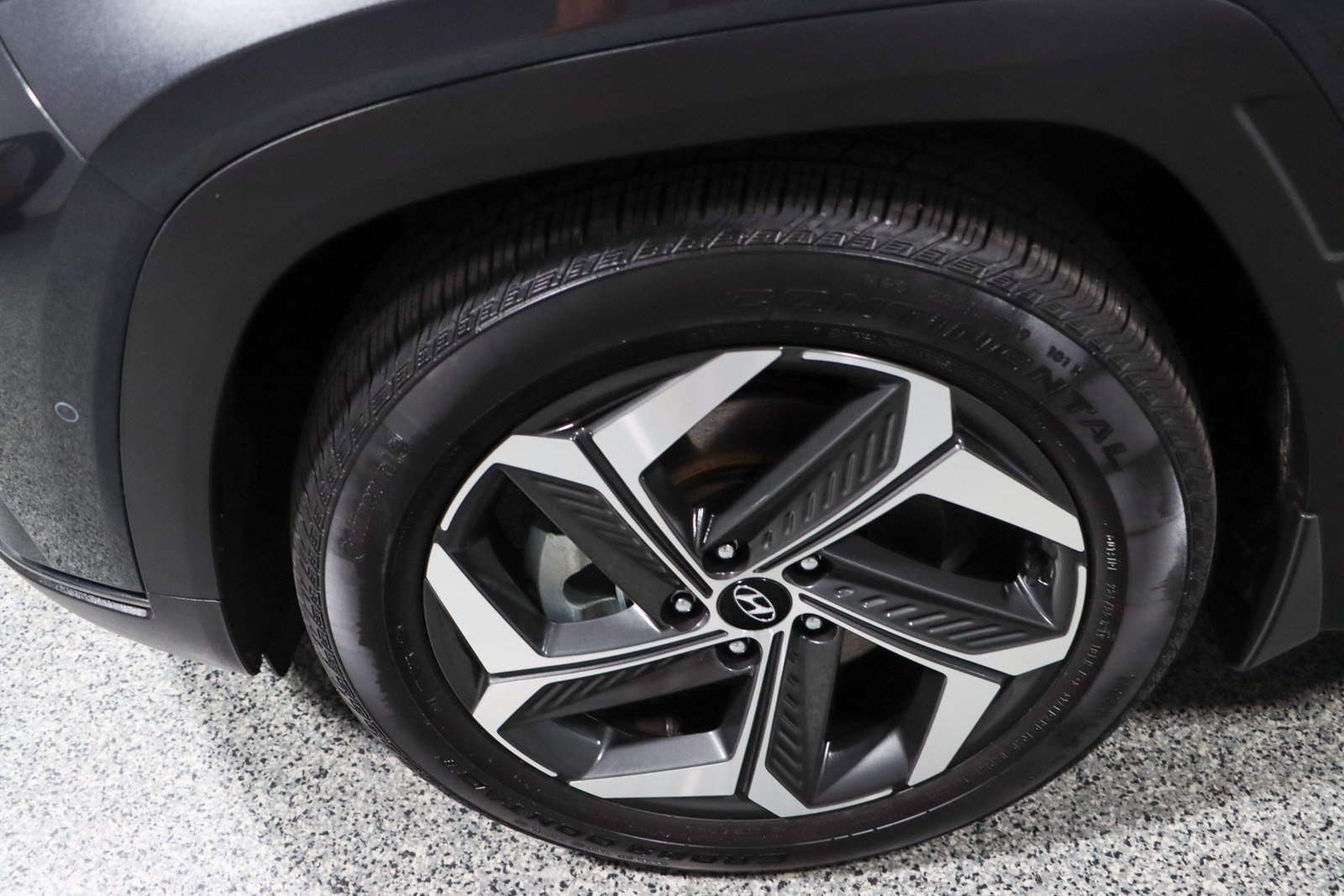 Used 2022 Hyundai Tucson Limited FWD image 11