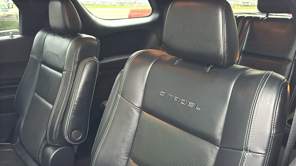 Used 2016 Dodge Durango Citadel w/ Premium Entertainment Group AWD/4WD image 28