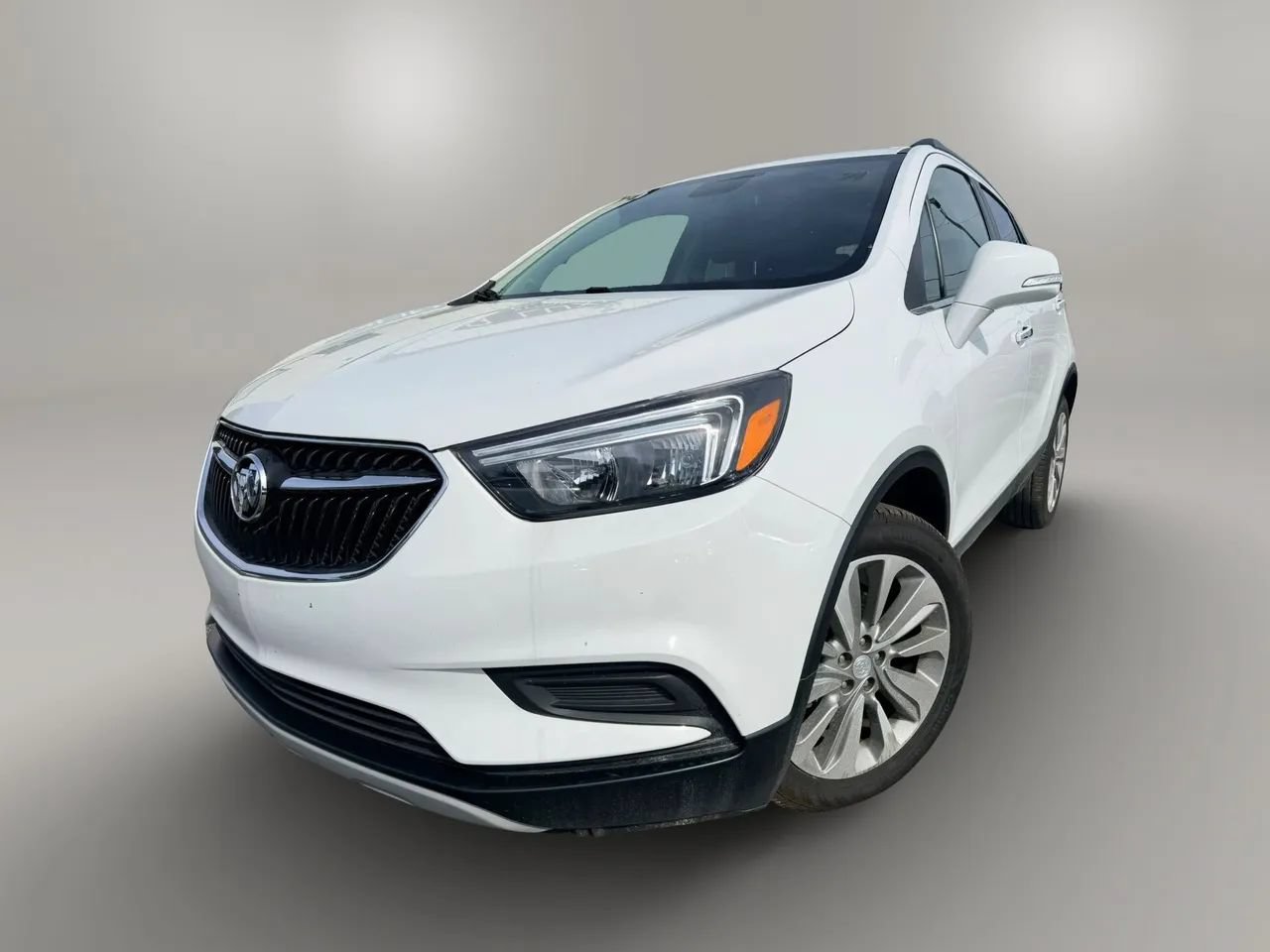 Used 2018 Buick Encore Preferred FWD image 1