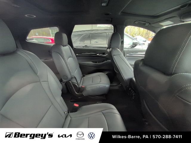 Used 2022 Buick Enclave Premium w/ Experience Buick Package AWD/4WD image 6