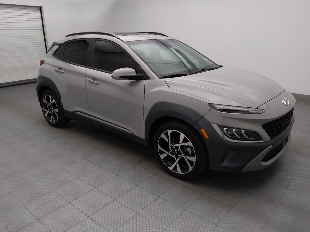 Used 2023 Hyundai Kona Limited FWD image 11