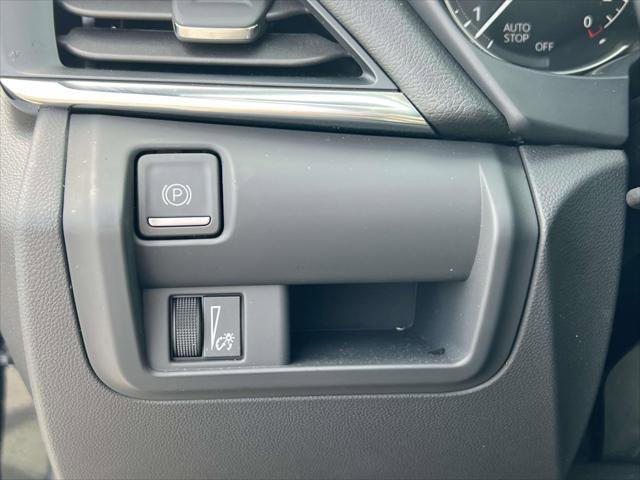 Used 2025 Cadillac CT4 Premium Luxury image 23