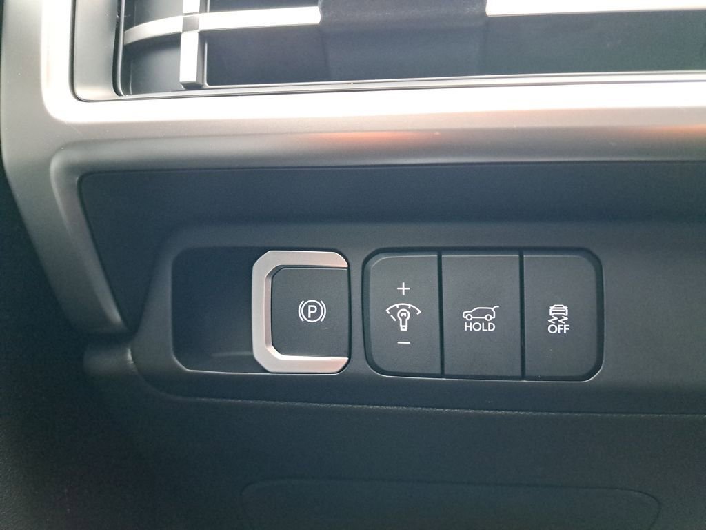 Used 2026 Hyundai Santa Fe SEL image 25