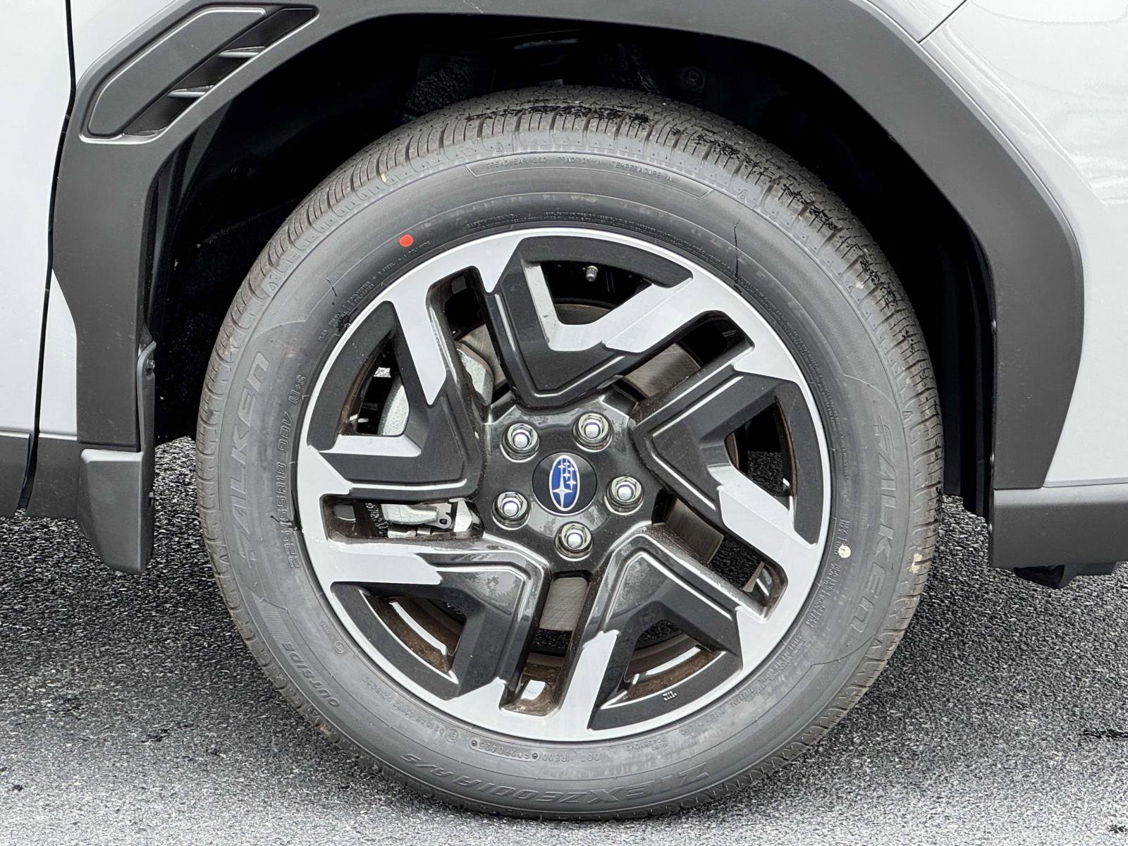 New 2025 Subaru Forester Limited w/ Popular Package image 7