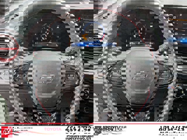 Used 2024 Chevrolet Trax RS w/ Driver Confidence Package image 17