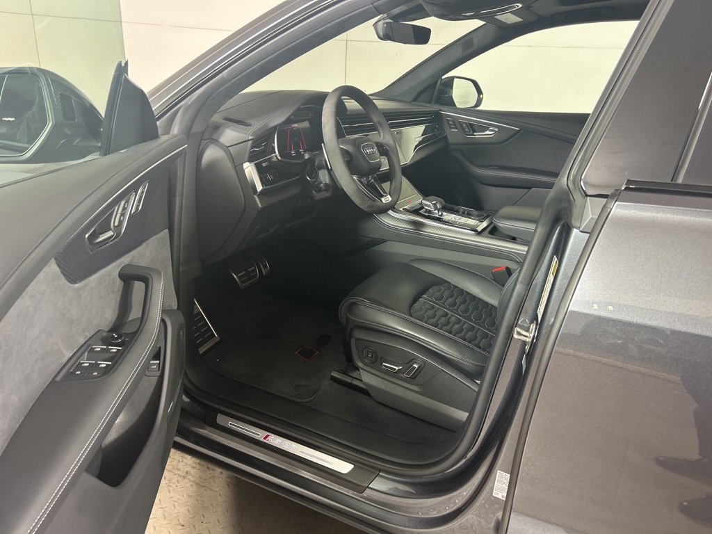 Used 2024 Audi RS Q8 image 9