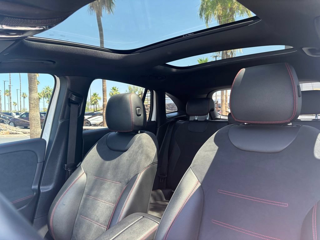 Used 2023 Mercedes-Benz GLA 250 image 2