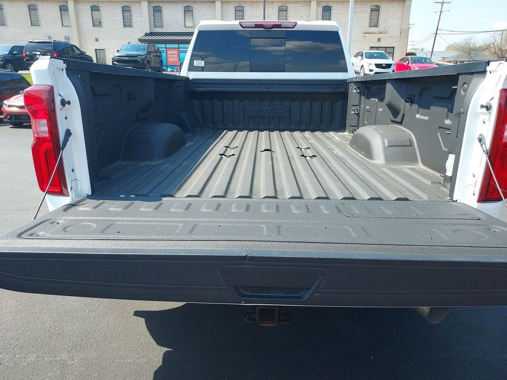 Used 2022 Chevrolet Silverado 3500 High Country image 30