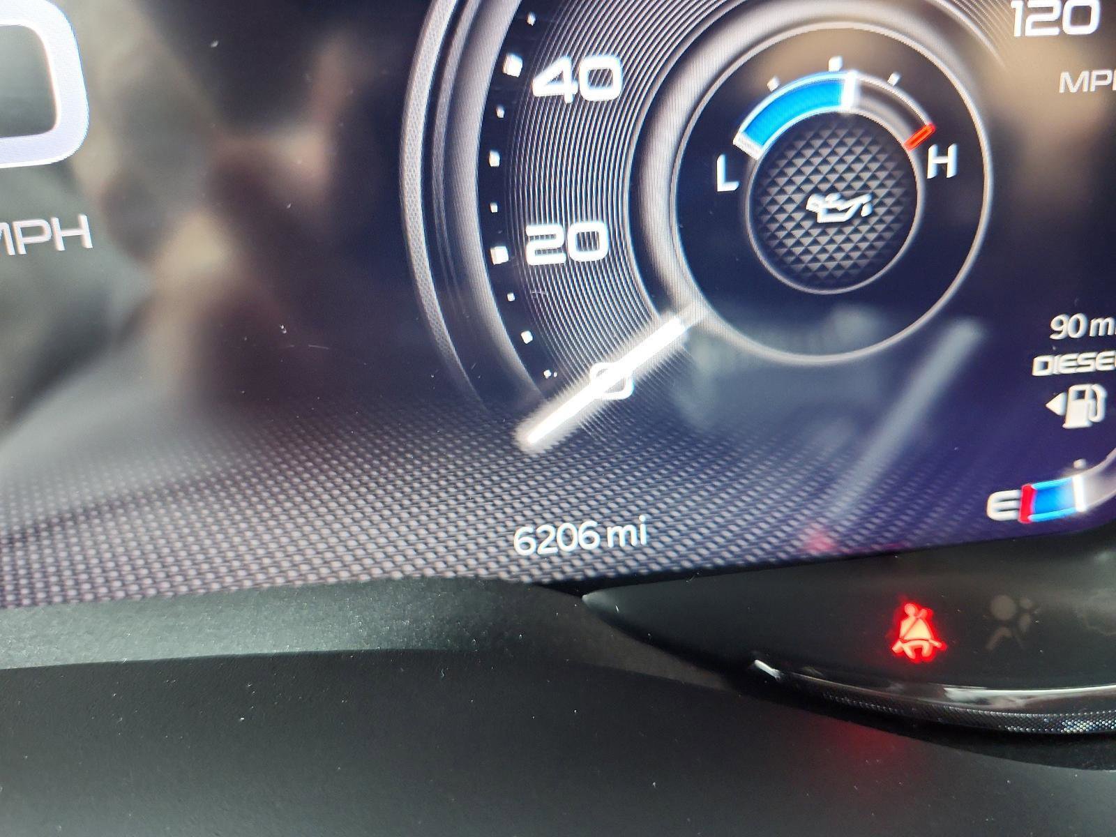 Used 2024 RAM 2500 Limited image 25