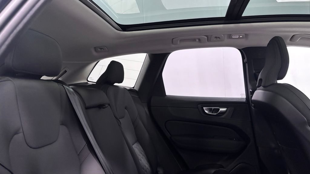 Certified 2026 Volvo XC60 B5 Plus AWD/4WD image 25