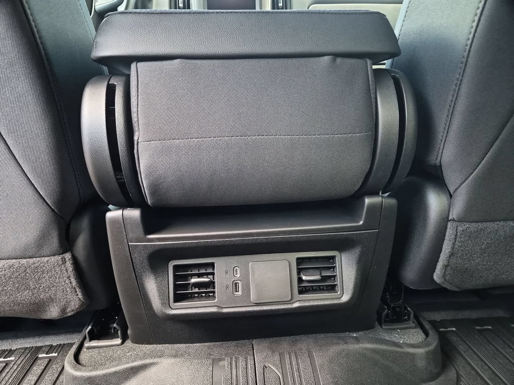 New 2026 GMC Sierra 1500 Pro w/ Graphite Edition AWD/4WD image 32