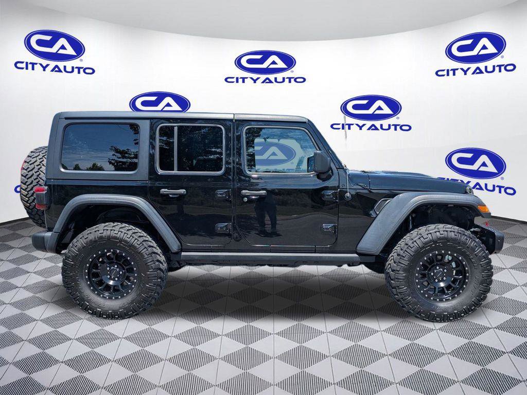Used 2018 Jeep Wrangler Unlimited Rubicon image 11