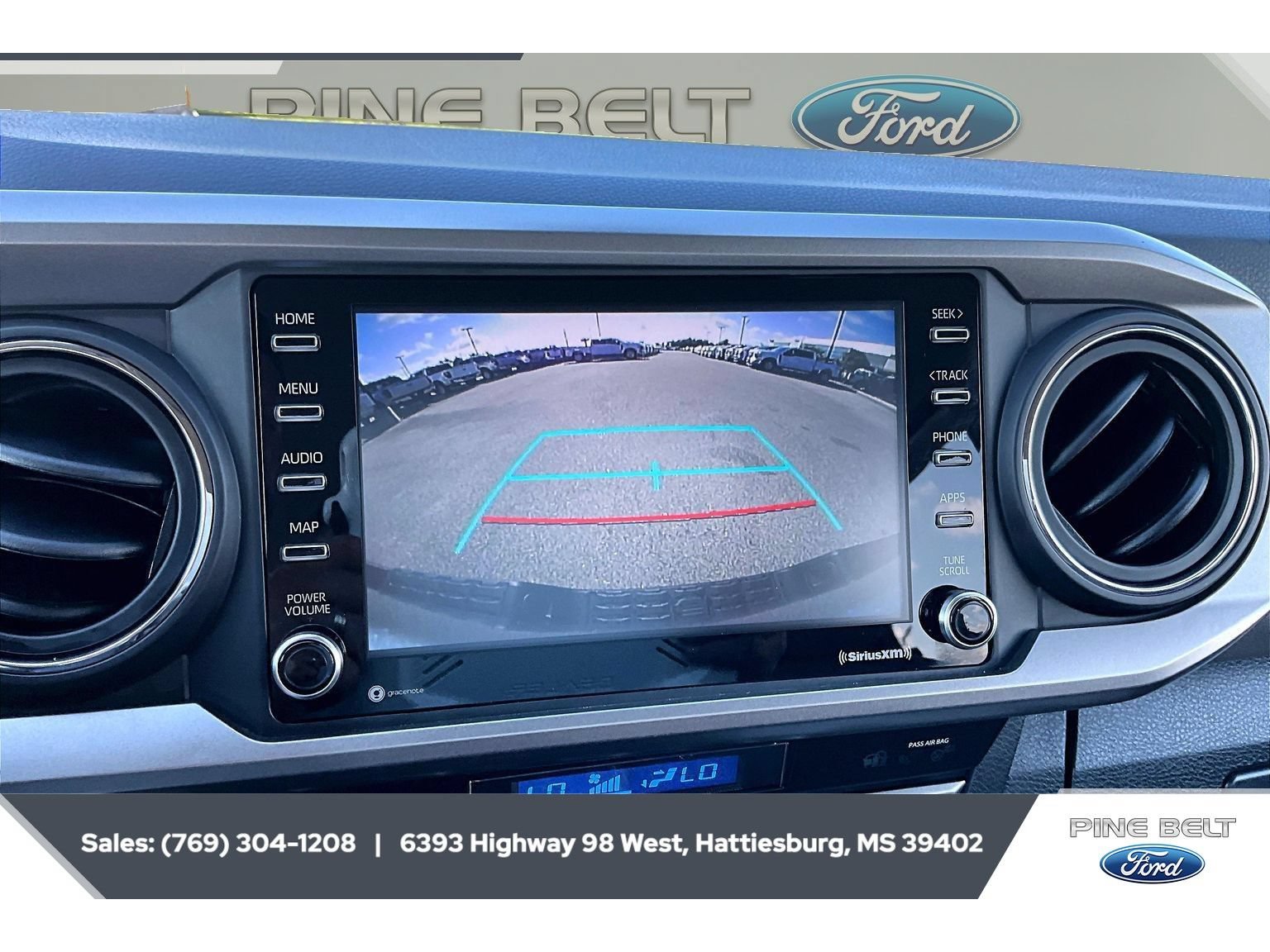 Used 2023 Toyota Tacoma SR5 RWD image 17