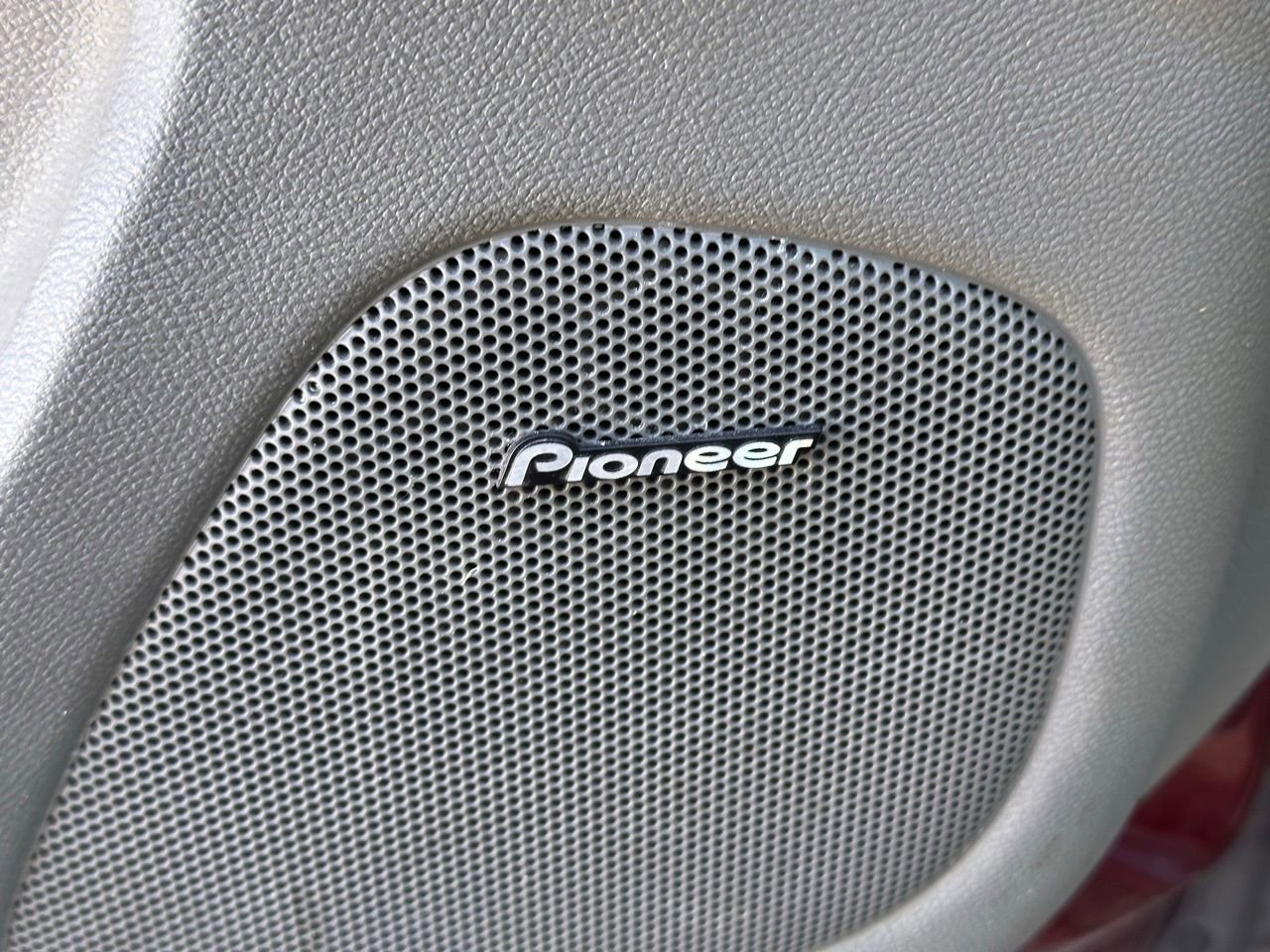 Used 2015 Chevrolet Malibu LT image 23