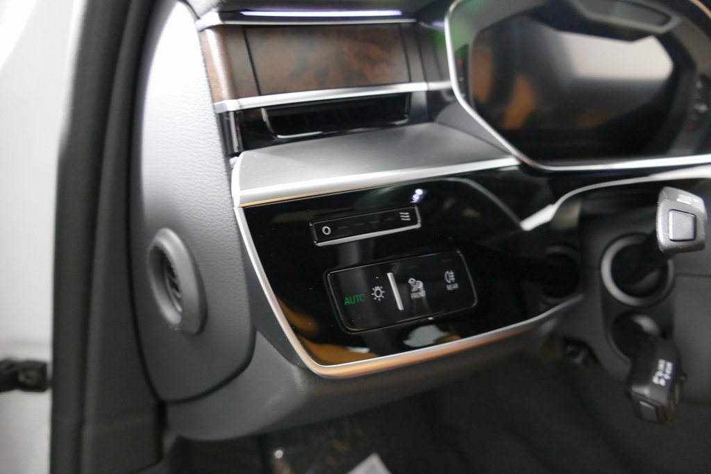 New 2025 Audi A8 L 3.0T image 15