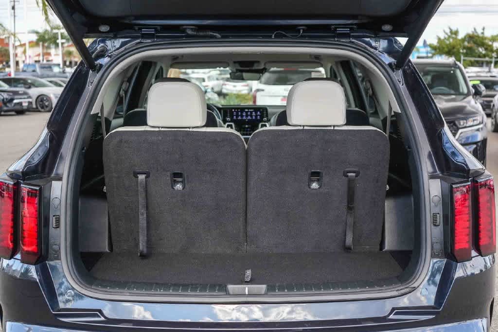 Certified 2023 Kia Sorento EX FWD image 27