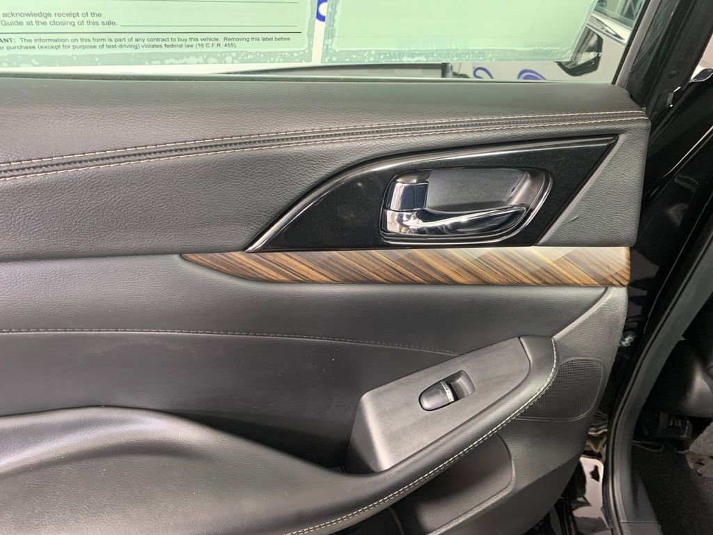 Used 2017 Nissan Maxima Platinum image 31