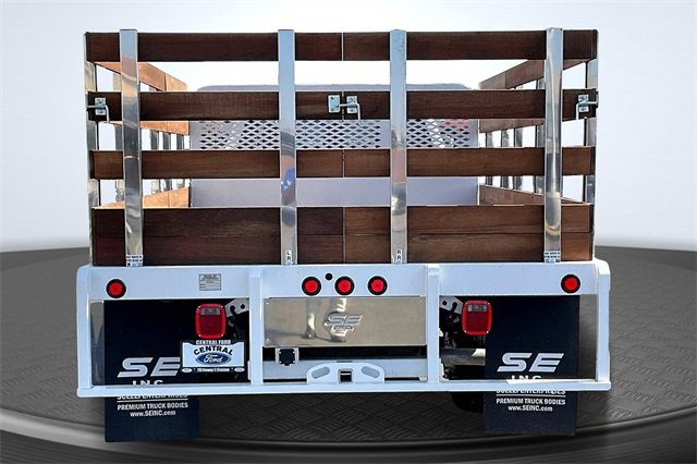 Used 2024 Ford F450 XL w/ XL Chrome Package image 4