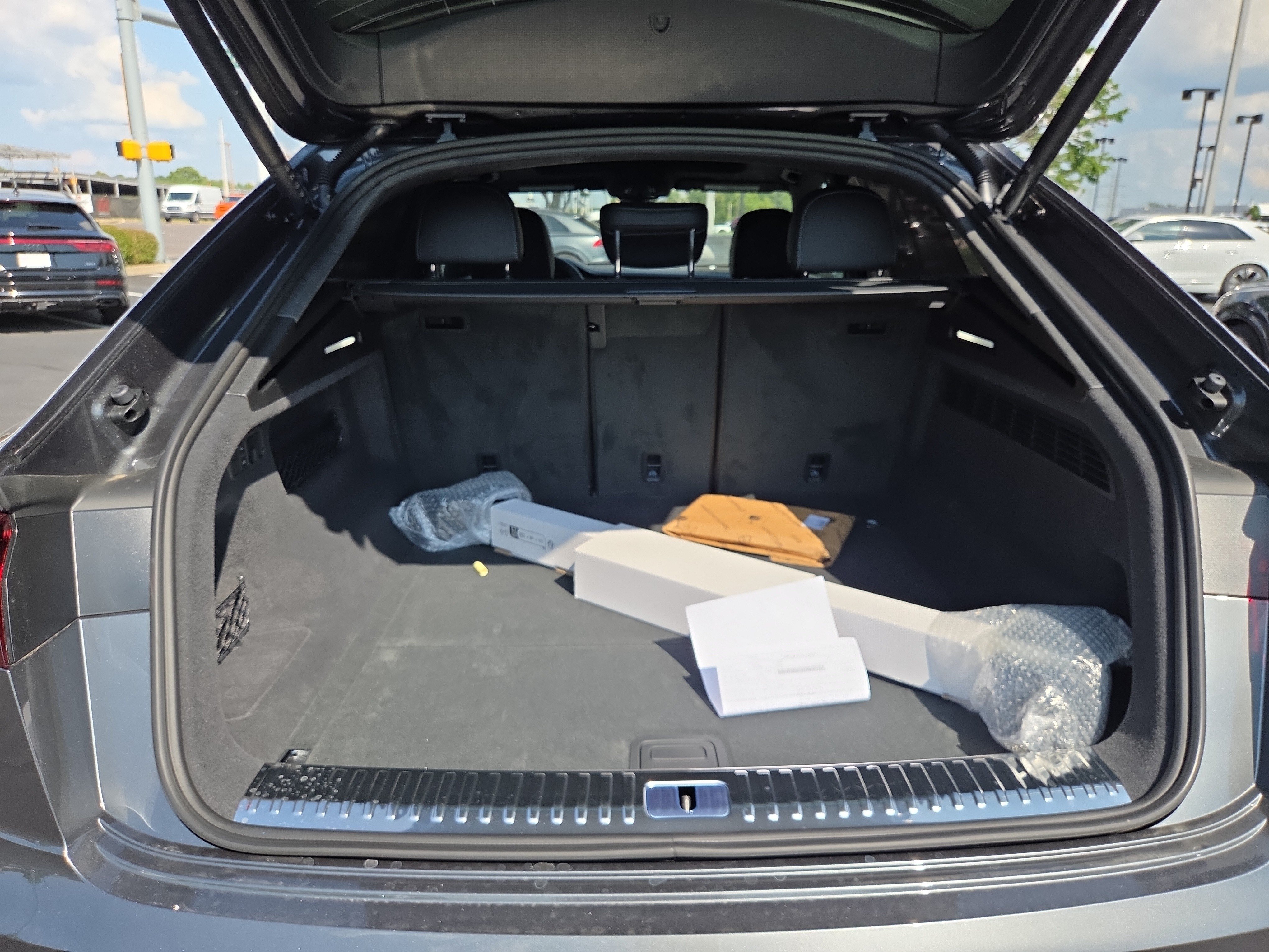 New 2026 Audi Q8 Prestige AWD/4WD image 8