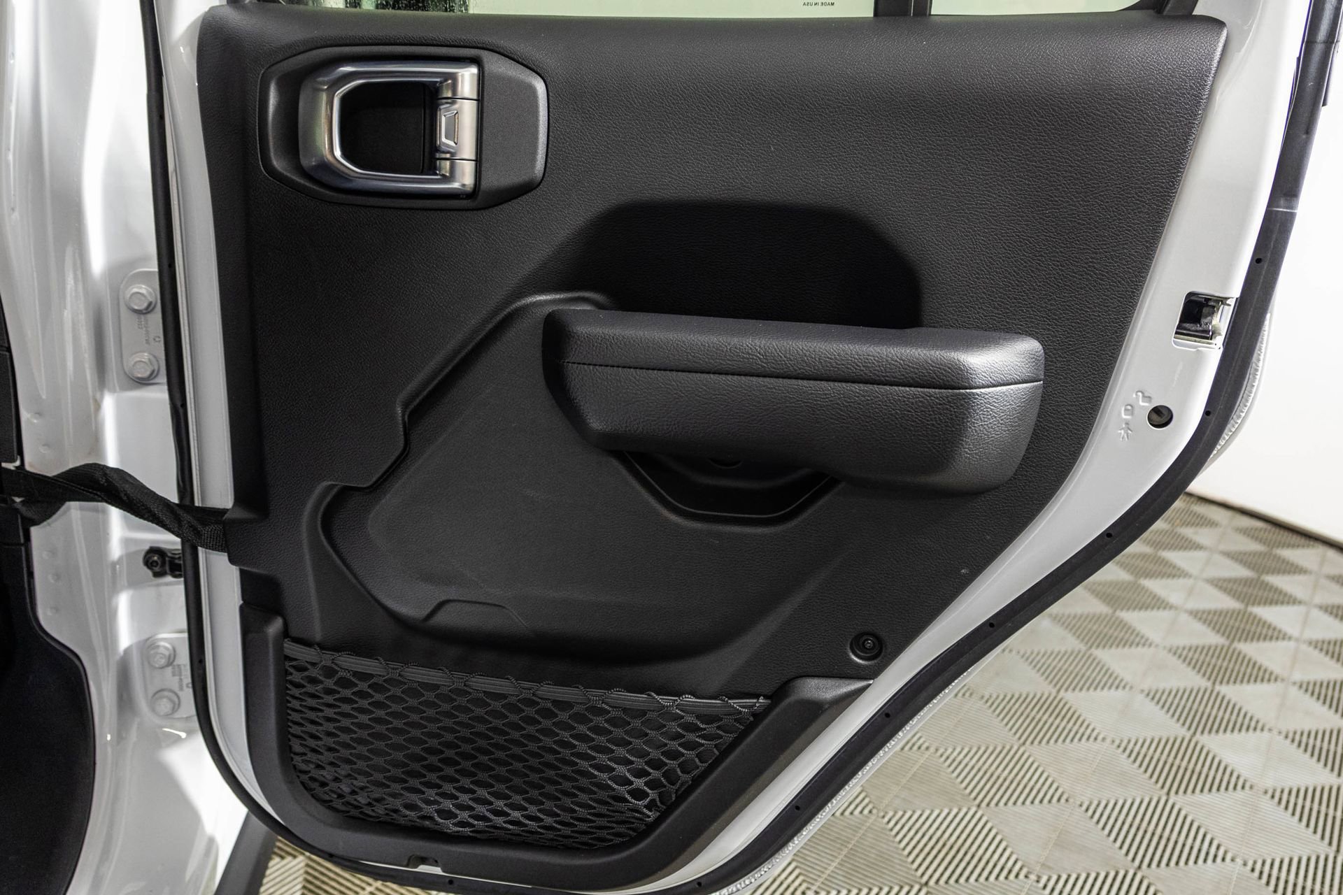 Used 2023 Jeep Wrangler Unlimited w/ Cold Weather Group image 42