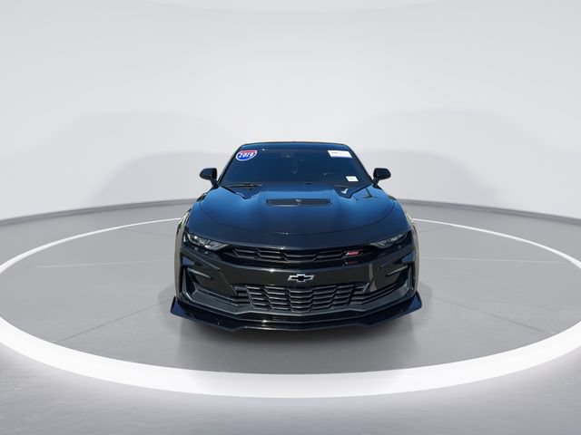 Used 2019 Chevrolet Camaro SS RWD image 2
