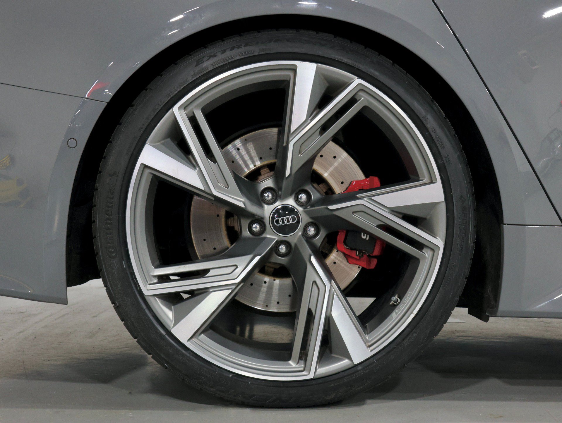 Used 2021 Audi RS 6 AWD/4WD image 29