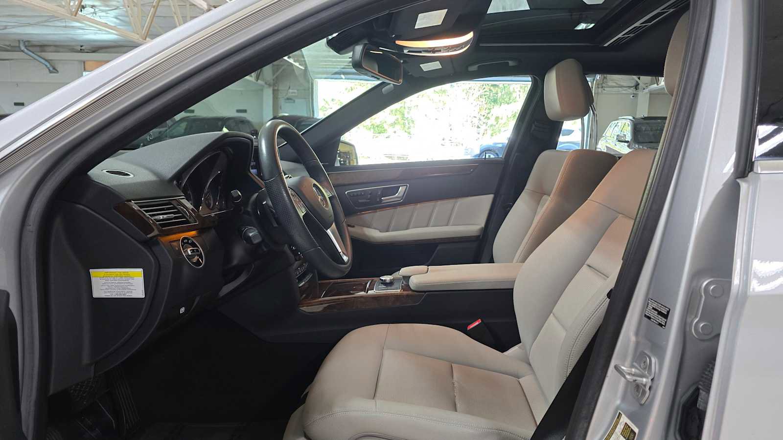 Used 2013 Mercedes-Benz E 350 4MATIC Sedan image 20