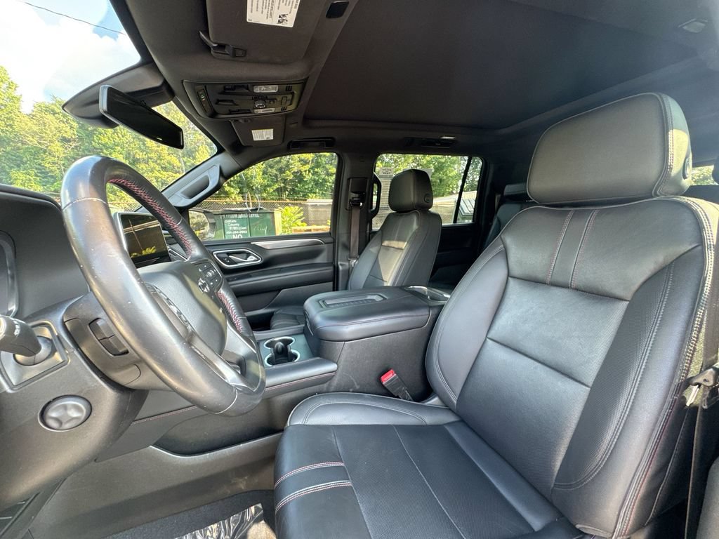 Used 2022 Chevrolet Suburban RST w/ Sport Performance Package AWD/4WD image 13