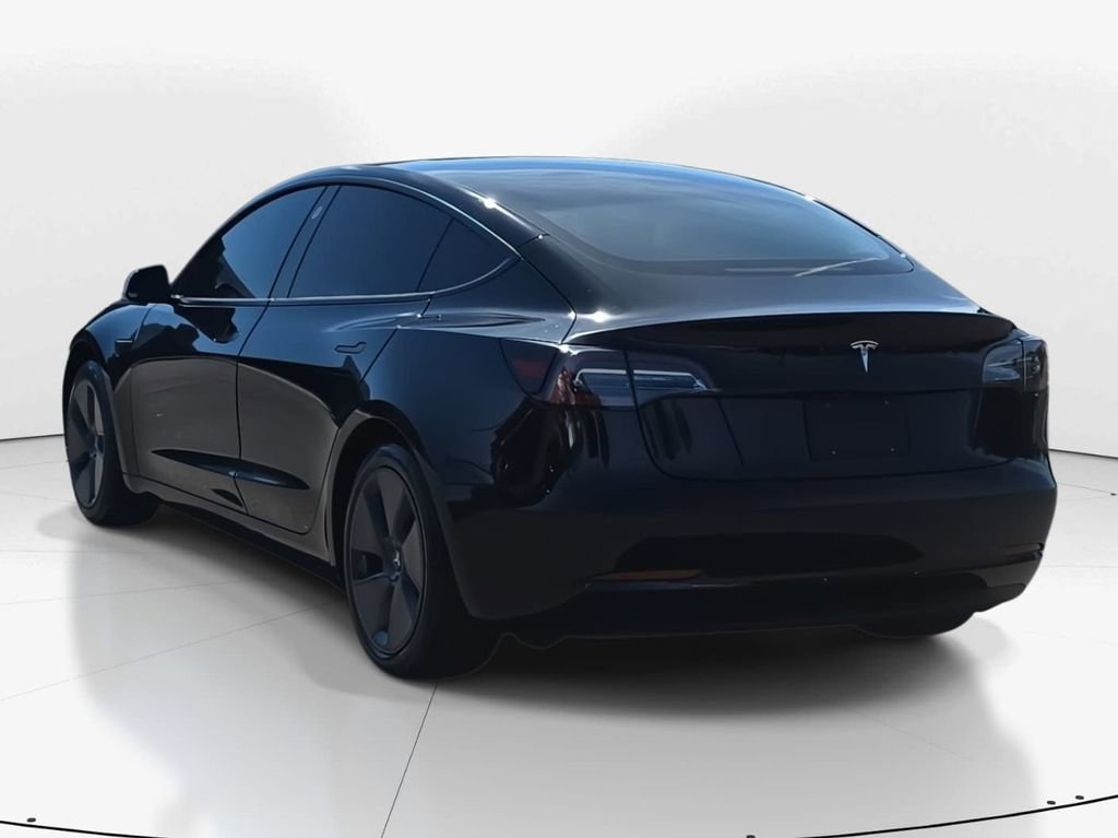 Used 2021 Tesla Model 3 Standard Range Plus image 7