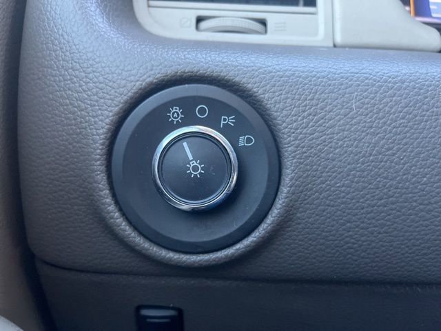 Used 2016 Lincoln Navigator L Select image 24