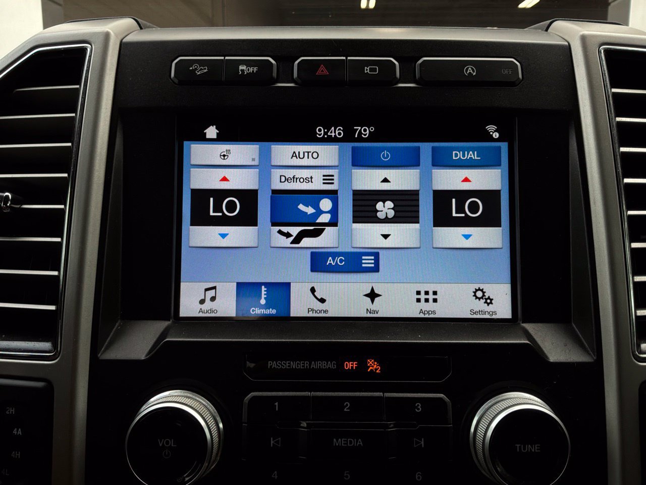 Used 2018 Ford F150 King Ranch w/ Equipment Group 601A Luxury AWD/4WD image 51