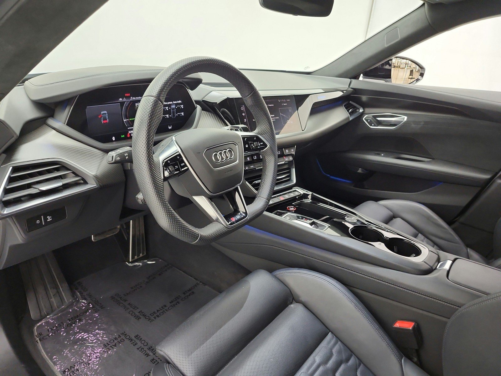 Used 2023 Audi RS e-tron GT w/ Carbon Performance Package AWD/4WD image 12