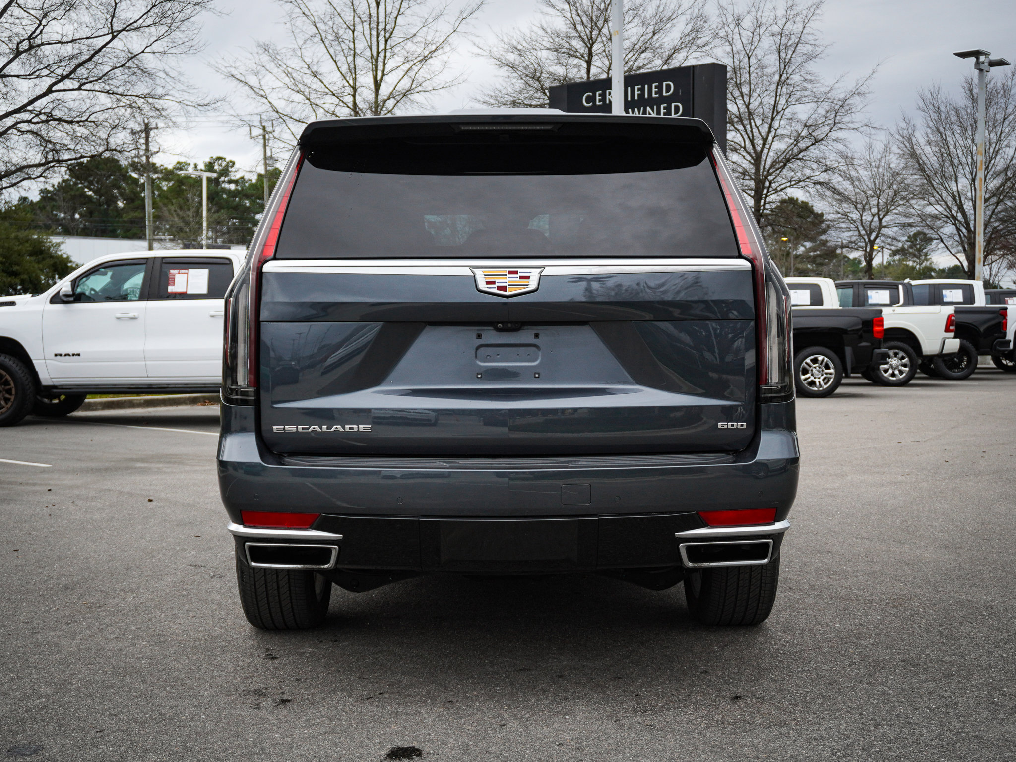 Used 2021 Cadillac Escalade Premium Luxury w/ Driver Assist Tech Package image 9