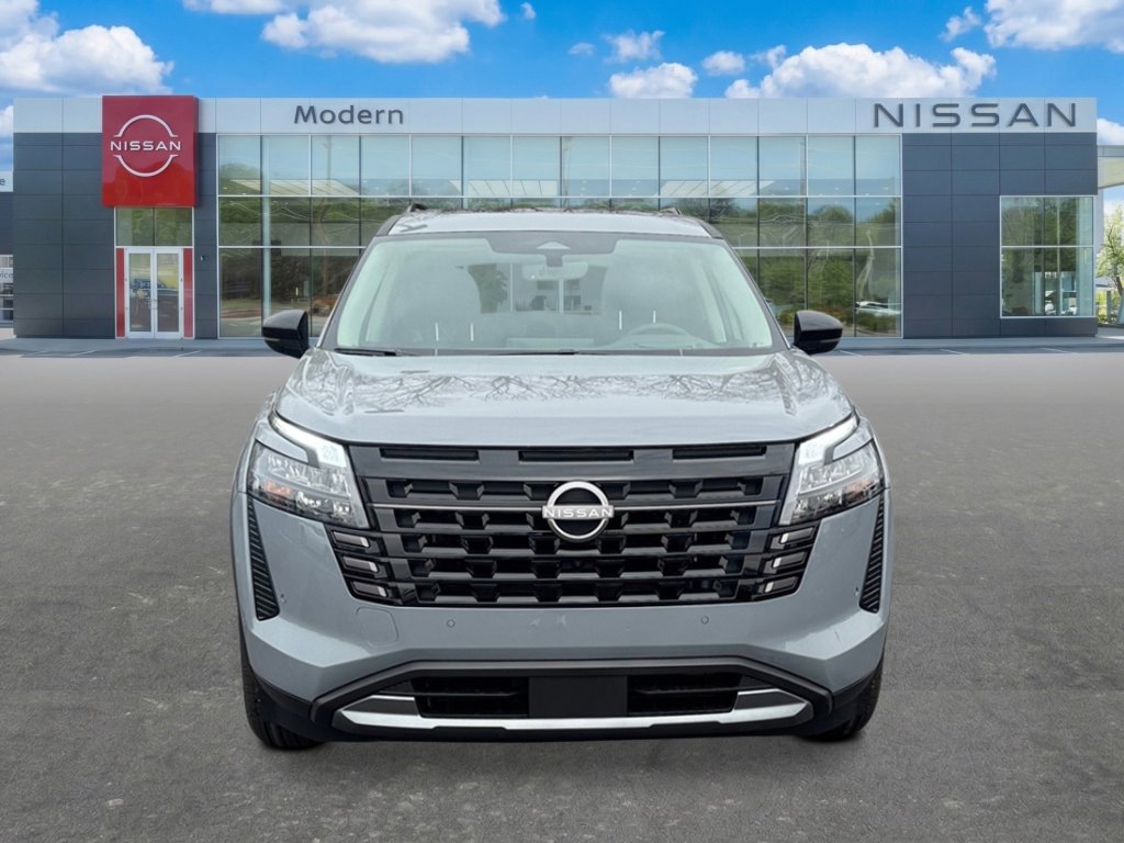 New 2026 Nissan Pathfinder Platinum image 8