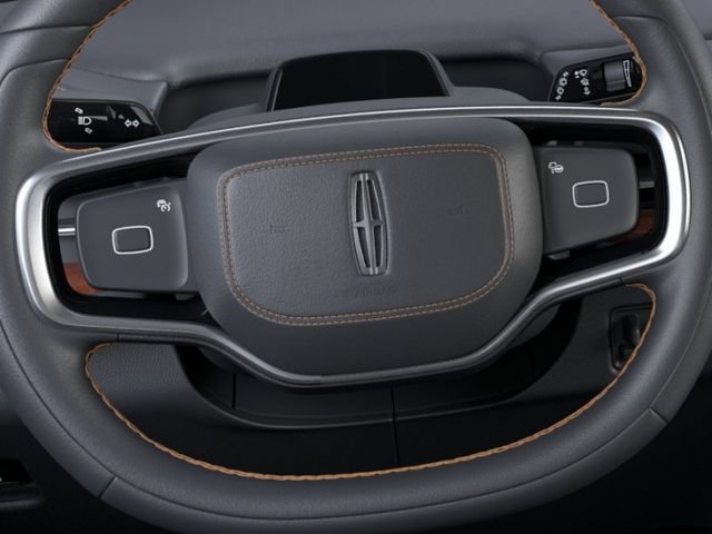 New 2026 Lincoln Navigator L Black Label AWD/4WD image 12